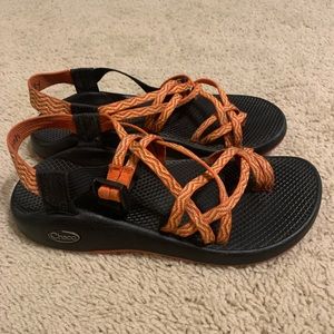 Women’s ZX/2 Classic double strap orange chacos